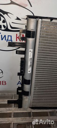 Радиатор кондиционера opel insignia 13330217