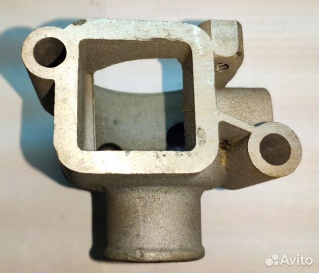 Корпус термостата змз 406,405Евро2, Евро3