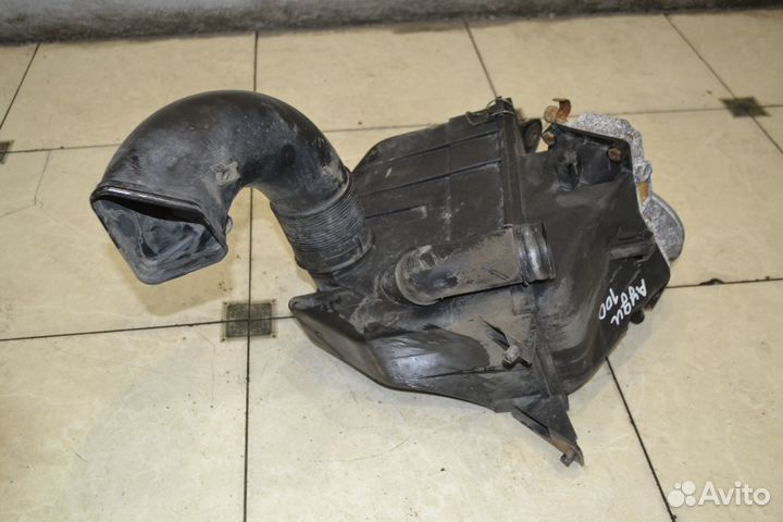 Дозатор распределитель топлив Audi 100