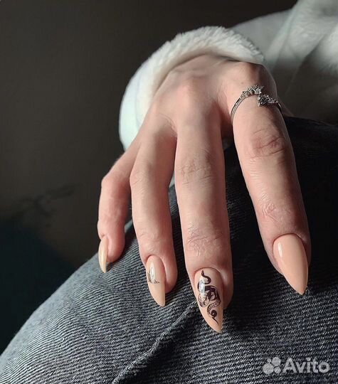 Маникюр,педикюр,наращивание