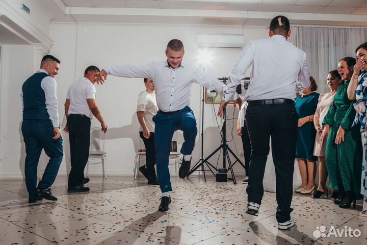 Ведущая - тамада