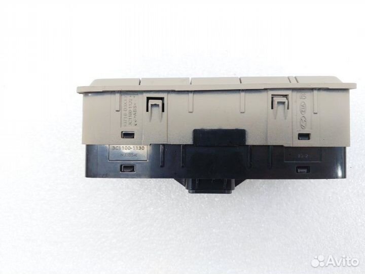 Блок кнопок Hyundai Tucson TL G4NA 2018