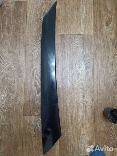 Накладка лобового skoda fabia2