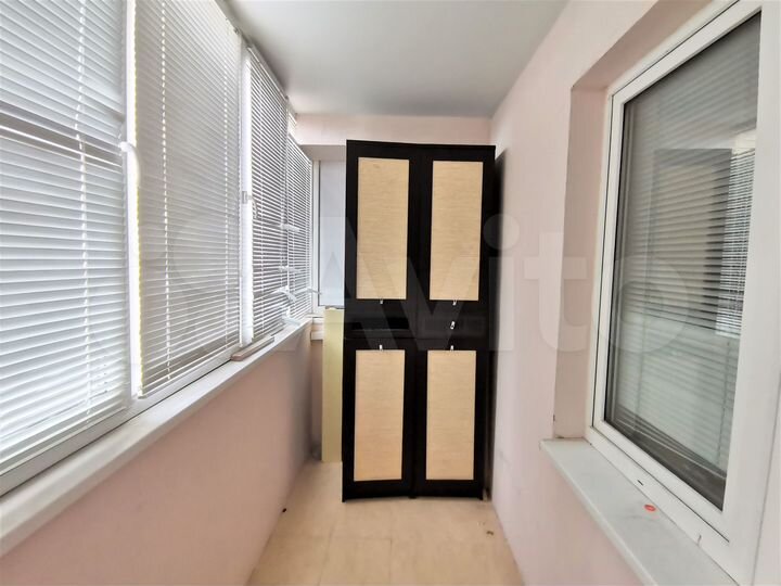3-к. квартира, 100 м², 10/12 эт.