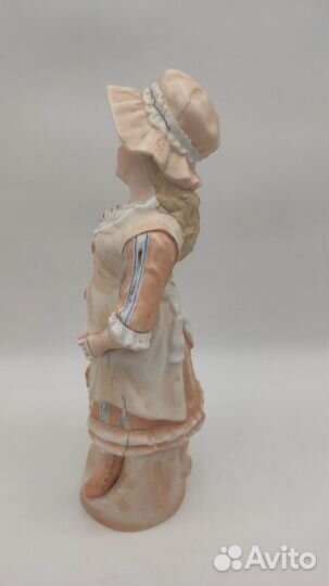 Фигура Девушка фарфор бисквит первая половина X