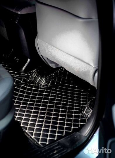 Автоковрики для Toyota Highlander 2021г