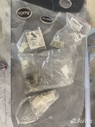 Молдинги audi 100 с4