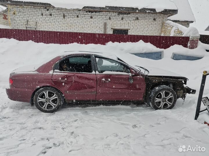 В разборе hyundai sonata ef