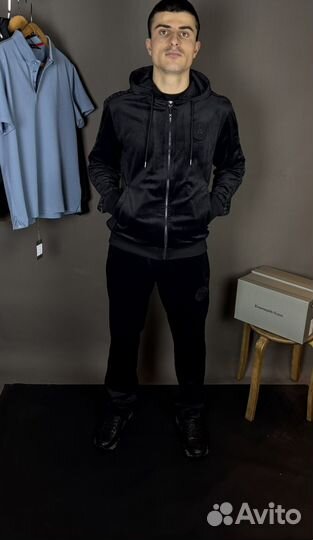 Вельветовый костюм versace