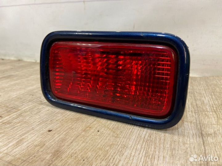 Фонарь противотуманный задний правый Mitsubishi