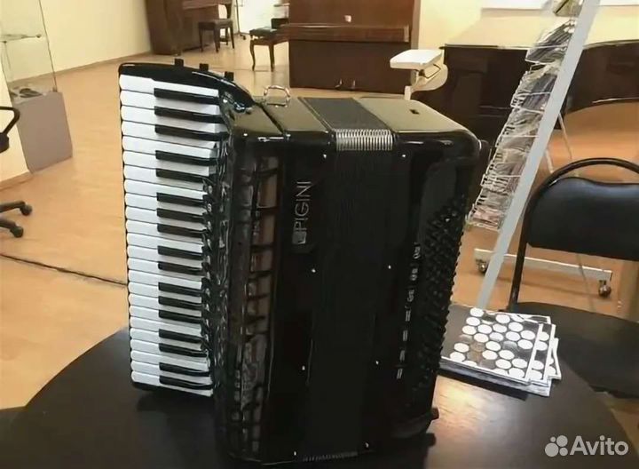 Новые итальянские аккордеоны и баяны,2023 года