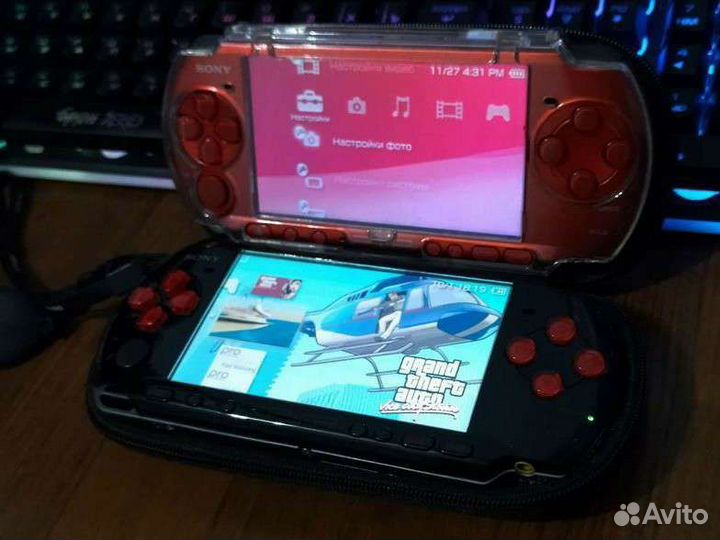Sony PSP 3008 прошитая, много игр