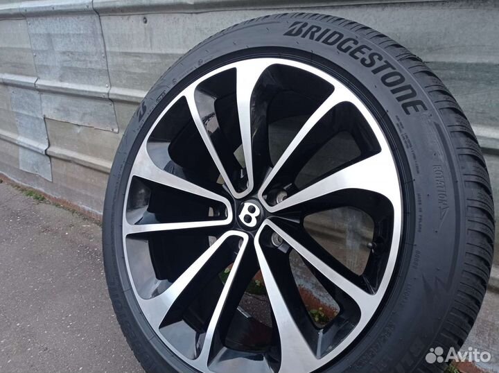 Колёса для Bentley Bentayga R21 оригинал