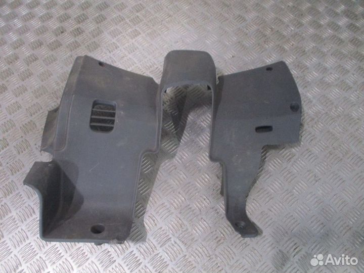 Кожух рулевой колонки Scania 1764037