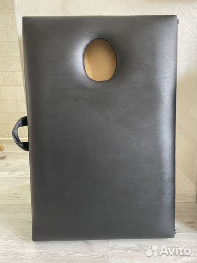 Массажный стол