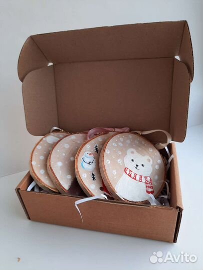 Новогодние украшения