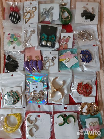 Серьги бижутерия