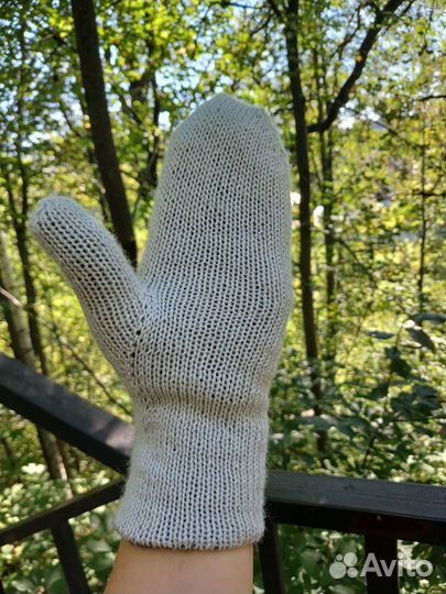 Варежки вязаные ручной работы