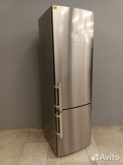 Б/У Холодильник в отличном состоянии