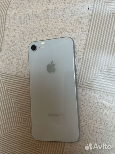 iPhone 8, 64 ГБ