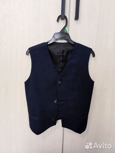 Жилетка для мальчика школьная 134