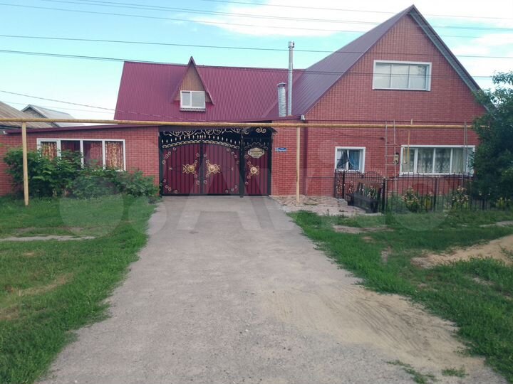 Дом 400 м² на участке 25 сот.