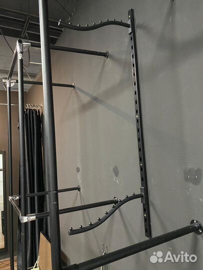 Вешалка настенная