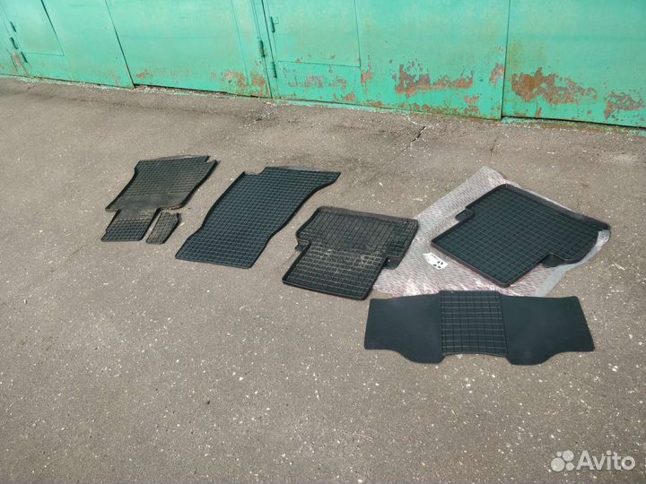 Коврики резиновые для Mercedes E-Class W213