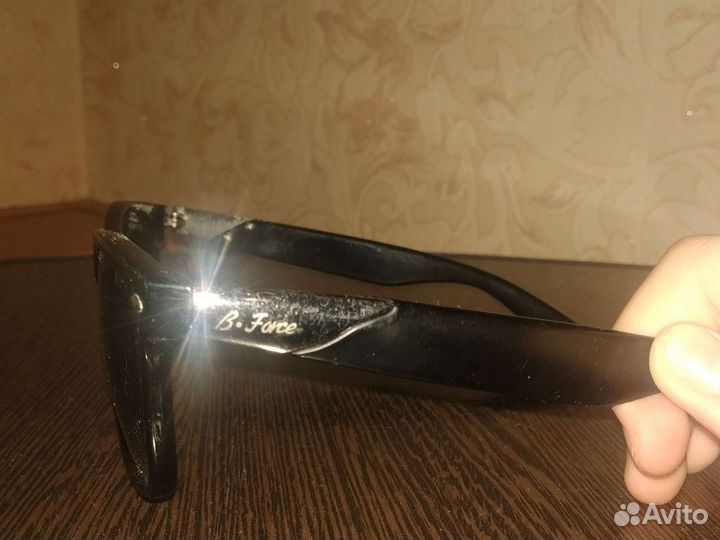 Солнцезащитные очки женские