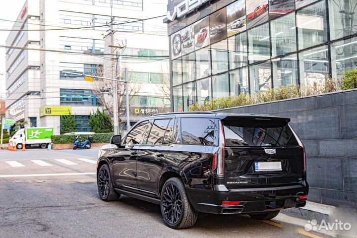 Кованые диски R24 на Cadillac Escalade