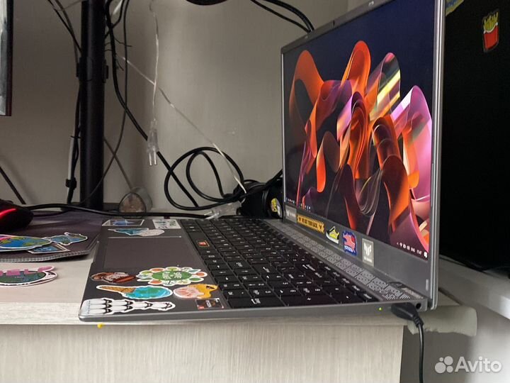 Digma eve 15 c423 Ryzen 5 3500u 8озу 256 m2