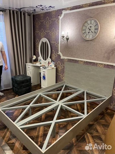 Парящая кровать от производителя