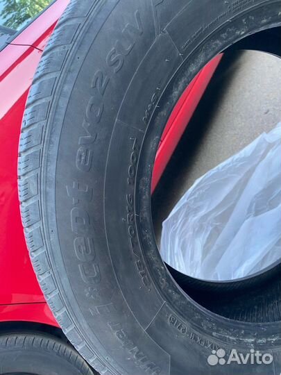 Hankook Winter I'Cept Evo2 W320 215/70 R16 100T