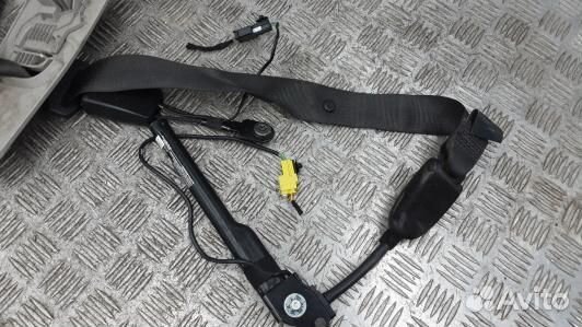 Ремень безопасности с пиропатроном сиденья передне