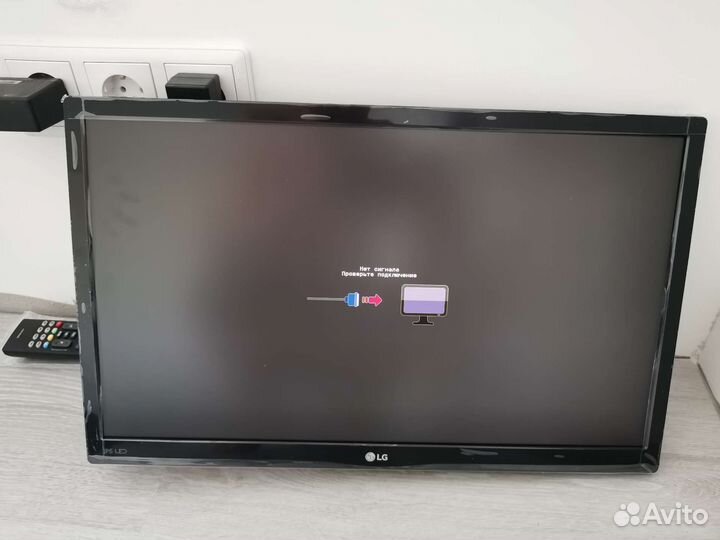 Монитор LG 22MP48A