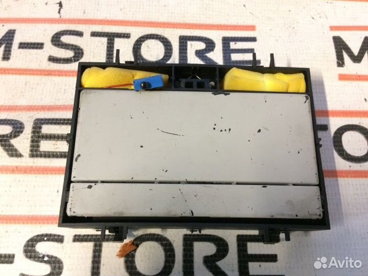 Плафон освещения Bmw 7-Series E65 N62B48B 2005