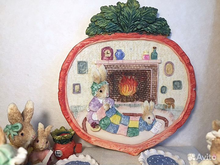 Миниатюрный сервиз Крольчихи и крольчата полистоун