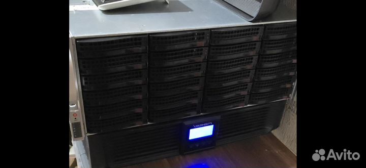 Сервер Supermicro 24 HDD