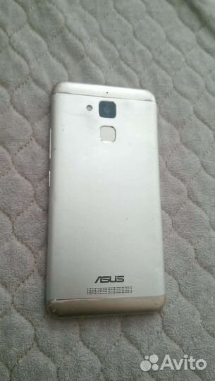 Телефон asus