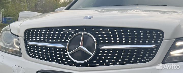 Решетка радиатора Mersedes w204
