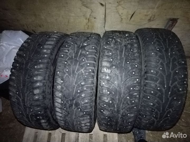 Nokian Tyres Hakkapeliitta 5 235/65 R18