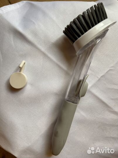 Щетка для мытья посуды