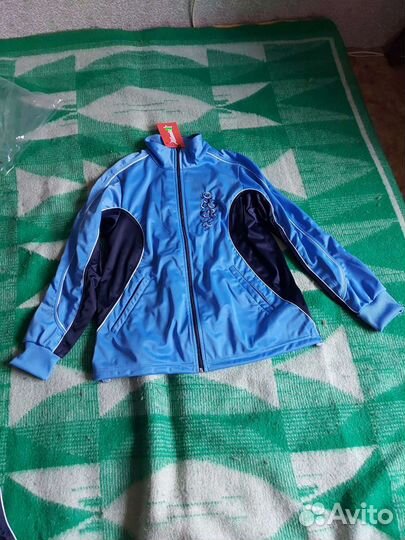 Спортивный костюм