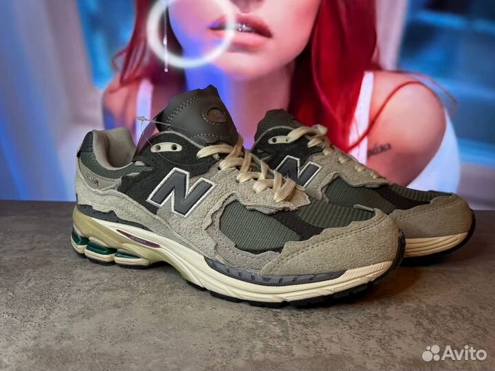NEW balance 2002R grey