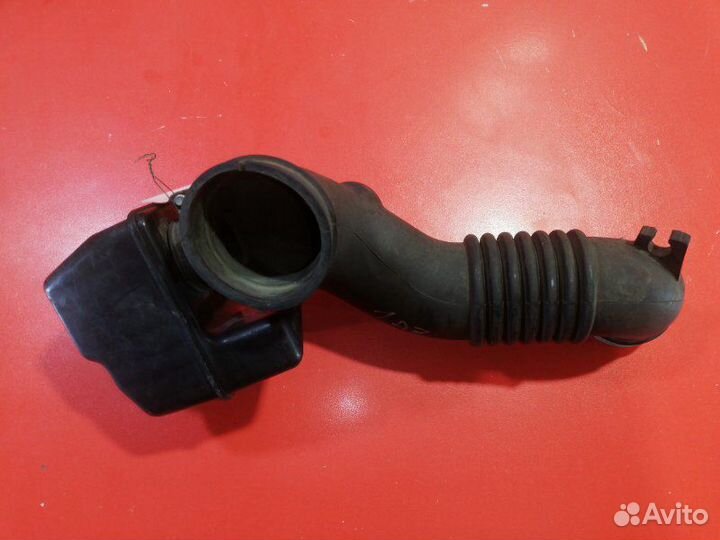 Патрубок воздушного фильтра Toyota Allion AZT240