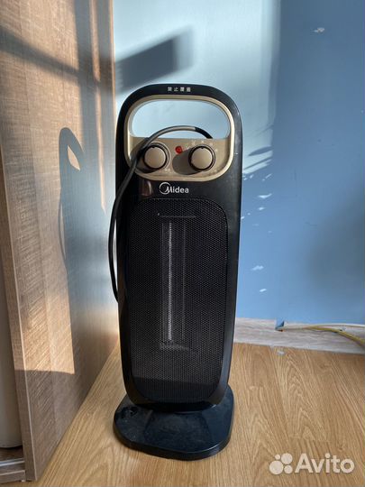 Обогреватель вертикальный Midea