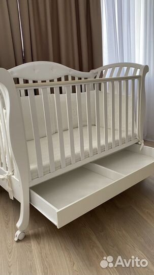 Детская кроватка