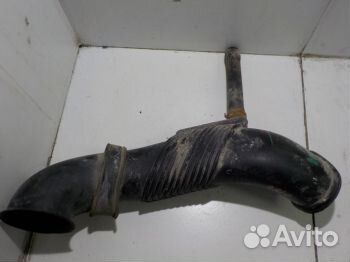 Воздухозаборник двигателя