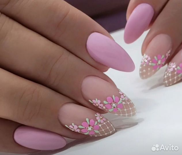 Педикюр, маникюр, наращивание ногтей с выездом