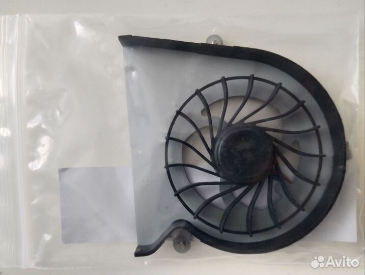 Вентилятор/куллер для ноутбука Lenovo y560p